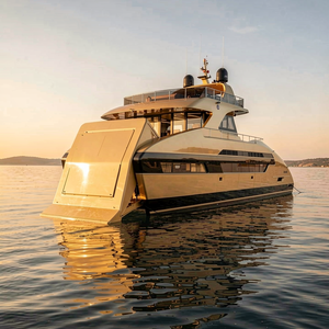 เรือยอชท์คาตามารันอลูมิเนียมสุดหรู UBI 2250 ขนาด 22 เมตร ปรับแต่งได้ พร้อมเครื่องยนต์ในตัว 1150 แรงม้า x 2 ความเร็ว 30-35 นอต พร้อมหลังคาบิมินี่ ควบคุมด้วยรีโมท ใช้พลังงานแบตเตอรี่ - Product Image 3