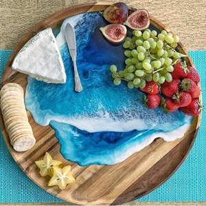 Planche à découper ronde personnalisable en résine époxy et bois, épaisseur 1,5 cm, plateau à fromage moderne pour hôtels, restaurants et cuisines - Product Image 6