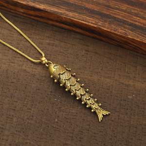 Pendentif Breloque Poisson Plaqué Or Antique, Forme Animale en Laiton Vintage, Bijou Unisexe Tendance - Product Image 1