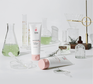 Loción Facial con Extracto de Árbol de Té, Control de Grasa, Hidratante, Calmante, Crema para el Cuidado de la Barrera Cutánea para Piel Sensible, Corea - Product Image 1