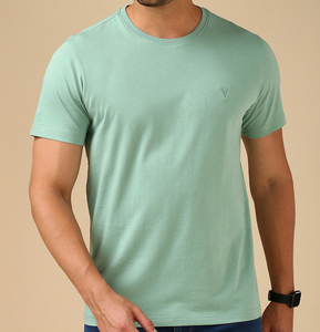 Camiseta de Hombre Personalizada de Alta Calidad OEM, Transpirable, Cómoda, Ecológica, 100% Algodón, Estilo Casual Urbano - Product Image 3