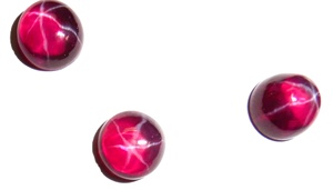 Rubis étoilé transparent rond 9x9 mm 5 carats, cabochon poli créé en laboratoire avec effet étoile à 6 branches pour la fabrication de bijoux - Product Image 4