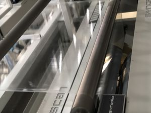 Equipo de producción automatizado para la fabricación de rollos de película elástica LLDPE de plástico fundido a prueba de humedad para embalaje - Product Image 6