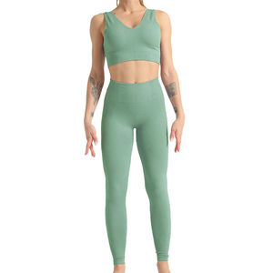 Conjunto de Ropa de Yoga de Secado Rápido con Logotipo Personalizado, Top de Yoga con Hombros Descubiertos y Leggings, Conjunto de Fitness para Gimnasio, Ropa de Gimnasio para Mujer, Conjunto de Yoga - Product Image 1