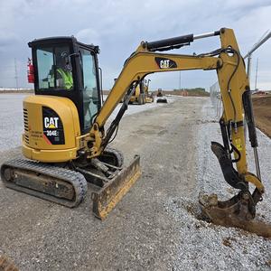 Excavadora Cat 304E de 3 Toneladas de Alta Calidad, Original con Motor y Caja de Cambios, en Stock, Lista para la Venta - Product Image 1