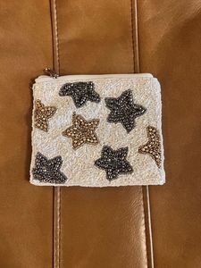 Monedero de Estilo Bohemio Hecho a Mano con Bordado y Cuentas, con Diseño Floral Artístico, Perfecto para Viajes y Compras - Product Image 5