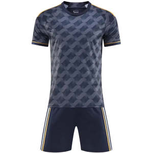 Ensemble de maillot et short de football personnalisé par sublimation, noir, respirant, en polyester, pour hommes adultes, Starlet International Wears SIW-0070 - Product Image 3