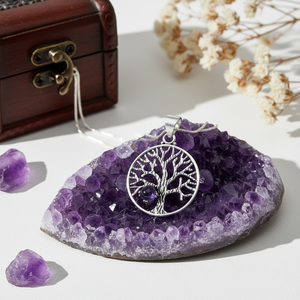 Collier Pendentif Arbre de Vie en Améthyste Violette Plaqué Or 18K Fait Main Bohème Pierre de Naissance Sans Nickel Chaîne Corde en Laiton Anniversaire - Product Image 1