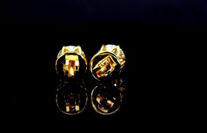 Pendientes de Diamantes Cultivados en Laboratorio con Certificación IGI, Oro Radiante de Doble Tono, Oro de 14K, Joyería Fina Elegante y Moderna para Bodas y Celebraciones - Product Image 2