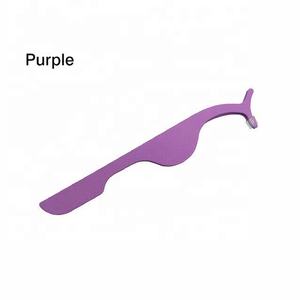 Bande d'applicateur d'extension de cils professionnel de logo personnalisé de haute qualité pince à épiler à pointe pointue parfaite dans un design coloré - Product Image 1