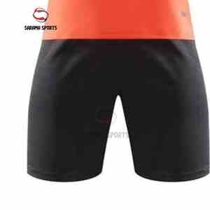 Tenue de football personnalisée en gros, kit de football OEM, ensemble maillot et short, fabricant d'uniformes de football professionnels pour équipes - Product Image 4