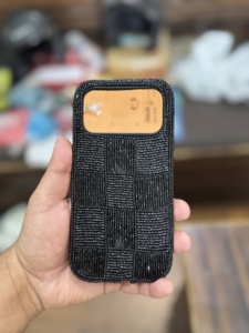 Fundas para Teléfono con Cuentas, Hechas a Mano en India, Estilo Boho, Accesorios de Moda, Fundas para Teléfono para Fiestas Nocturnas, Último Diseño, Guru Kirpa Export - Product Image 1