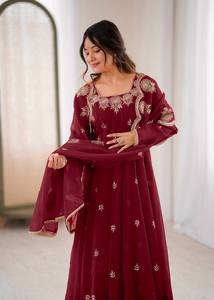 Costume Anarkali traditionnel pour femmes, couleur marron, avec dupatta brodé, coupe ample, longueur cheville, polyester, style Inde Pakistan - Product Image 4