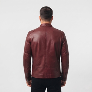 Chaqueta de cuero genuino personalizada para hombre, cortavientos, estilo motero, con cremallera, informal, con bolsillos con cremallera, corte ajustado. - Product Image 4