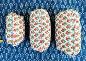 Wholesale Block Printed <b>Large</b> <b>Toiletry</b> <b>Bag</b>, Waterproof Wash <b>Bag</b>, Makeup <b>Bag</b> Cosmetic <b>Bag</b>, Floral Quilted Custom Cosmetic <b>Bag</b> - Product Image 2