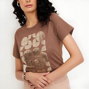 Camisetas de Mujer de Estilo Único a Bajo Precio, Precio de Fábrica, Diseño Exclusivo, Poliéster/Algodón, Cantidad al por Mayor - Product Image 1