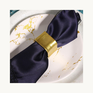 Anneau de serviette en métal au design avantageux, anneau de serviette personnalisé, accessoires décoratifs pour la restauration, hôtels et restaurants - Product Image 2