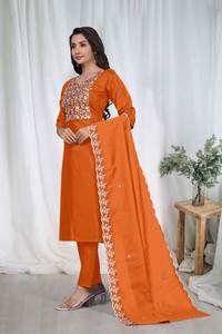 Conjunto de Salwar Kameez de Zain Exports, Tela de Algodón Vertical con Detalle de Bordado, Ropa Casual para Fiesta, para Mujer, Todas las Temporadas - Product Image 6