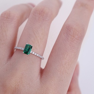 Respetuoso con el medio ambiente Esmeralda 925 Plata de Ley 18K Joyería Boda Baguette Anillo delicado para mujeres <span class=keywords><strong>2022</strong></span> <span class=keywords><strong>Destiny</strong></span> Jewelry - Product Image 6