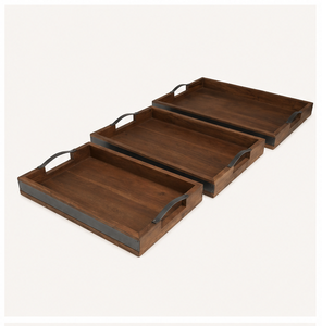 Bandeja de madera rústica al por mayor con asas metálicas resistentes, bandeja rectangular decorativa de madera para mesa de centro o otomana - Product Image 1