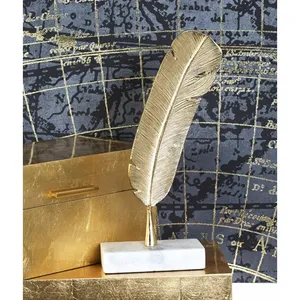 ประติมากรรมทองเหลืองชุบทองของตกแต่งแนวศิลปะงานฝีมือโลหะขัดเงาทันสมัยรูปทรงแปลกๆสำหรับการจัดแสดงงานศิลปะ - Product Image 6
