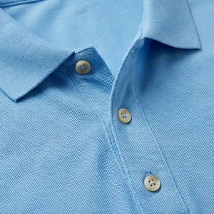 Vente en gros de polos pour hommes sur mesure avec logo imprimé, nouveau design, couleur unie, tissu tricoté, fabriqué au Pakistan - Product Image 4