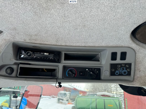 Tractor agrícola 2015 New Holland T6.140 con cargador frontal Trimac - Product Image 6