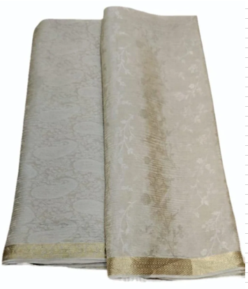 สีเบจทองอ่อน / ทองแชมเปญ ลายปักดิ้นทอง