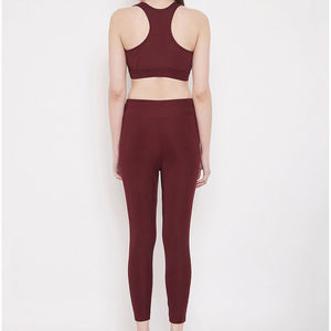 Conjunto de Yoga para Mujer Talla Grande, Hecho en Pakistán, 2 Piezas, Transpirable, de Secado Rápido, Cómodo, Venta en Línea, Precio al por Mayor con OEM - Product Image 3