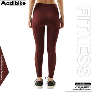 Leggings Deportivos para Mujer Hechos a Medida al por Mayor, 50 Piezas MOQ, Pantalones de Yoga sin Costuras, Diseño Personalizado del Panel Lateral, Color Sólido - Product Image 3