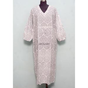 Robe longue trapèze confortable et légère pour femme, élégante, simple, à manches longues, en dentelle florale, unie, imprimée numériquement, tricotée - Product Image 1