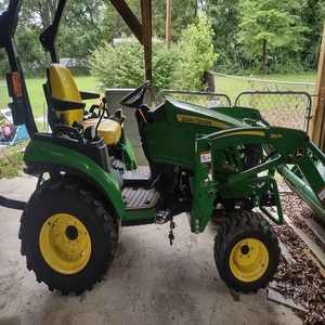 รถแทรกเตอร์ John Deere 2025R ขับเคลื่อน 4 ล้อ ระบบเกียร์ สำหรับใช้งานในฟาร์ม พร้อมรับประกัน 1 ปี  ปั๊มและลูกปืน  ขาย - Product Image 5