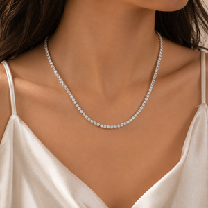 Collier tennis en diamant taille brillant ronde, plaqué or blanc, serti à griffes, chaîne classique, bijoux pour occasions formelles - Product Image 3