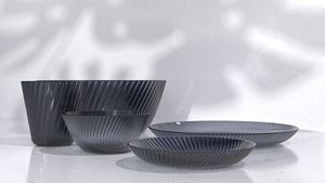Service de table PGT French Retro Wave Ripple - 5 pièces - Assiettes et bols élégants et écologiques - 6 couleurs - (Fabriqué à Taïwan) - Product Image 3