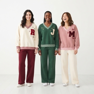 Sweat-shirt à demi-zip pour femme de qualité supérieure avec texte brodé et pantalon droit assorti, ensemble en molleton deux pièces - Product Image 5