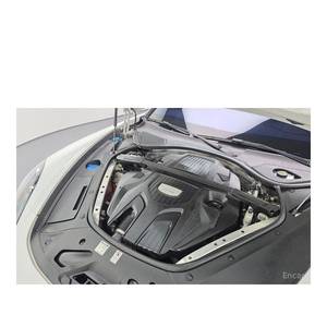 Pour Porsche Panamera 3.0 AWD avec caméra arrière, sièges en cuir, modèle janvier 2020, 68 452 km - Product Image 6