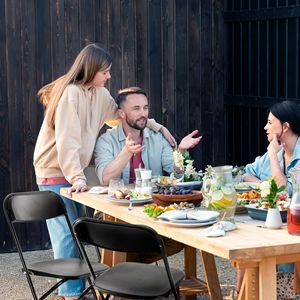 Set di 4 sedie pieghevoli in plastica, capacità 330 libbre, leggere, per interni/esterni, nere - Product Image 5