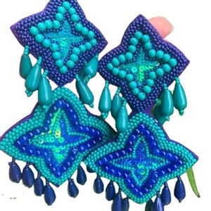 ต่างหูลูกปัดหลากสีตามสั่งสำหรับผู้หญิงเครื่องประดับสำหรับงานเลี้ยงในราคาที่ดีที่สุด - Product Image 1