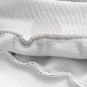 Sudadera con Capucha para Mujer, Hombros Caídos, Tela de Algodón Premium y Bolsillo Canguro Espacioso, para Looks Casuales y Urbanos a la Moda - Product Image 3