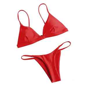 Bikini de Playa para Mujer, Estilo Contemporáneo, con Cuello Halter Chic, Tirantes de Compresión Ajustables, Diseño Sin Costuras para Mayor Comodidad - Product Image 2