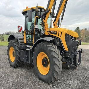 Tractor Agrícola JCB Fastrac 4220 4WD, 230HP, Motor FPT, Bomba de Transmisión de Calidad Premium, Caja de Cambios, Alta Productividad - Product Image 1