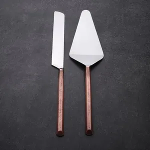 Juego de Servir Pasteles y Quesos de Metal Hecho a Mano, Ecológico y Vintage, para una Cena Elegante y Regalos Festivos - Product Image 3