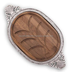 La mejor bandeja de servicio de madera rectangular con asas de metal Color y tamaño personalizados aceptados para uso en bar de restaurante de hotel - Product Image 4