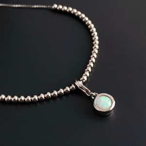 Pulsera con dijes de piedra de nacimiento de ópalo en plata de ley, regalo para mujer, piedra de nacimiento de octubre - Product Image 6