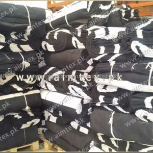 Tente de camping haut de gamme – Imperméable, isolée, tente familiale 4 saisons - Product Image 1