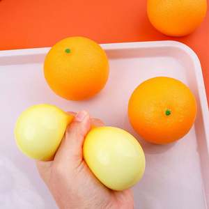 Juguete Blandito de Naranja Realista y Creativo 2025 - Antiestrés de TPR para Niños y Adultos, Regalo Ideal para Descomprimir - Product Image 4