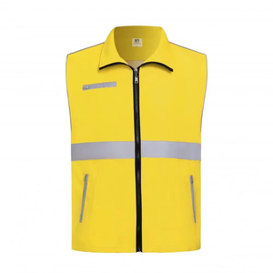 Chaleco de Seguridad Reflectante de Poliéster Fluorescente Amarillo de Alta Visibilidad ANSI Clase 2, Diseño Multibolsillos para Trabajo al Aire Libre - Product Image 3