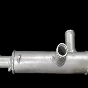 Ensemble de tuyaux de radiateur avec capteur de température, connexion stable, longue en alliage d'aluminium, trou pour capteur de 0,7 pouce - Product Image 1