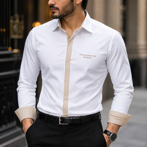 Chemise habillée bleu clair pour homme avec bordure contrastante marine et logo imprimé par transfert thermique sur le devant, manches longues, col rabattu - Product Image 2