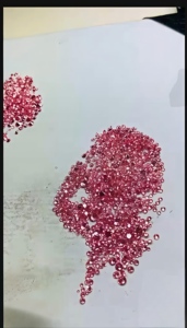 Diamant de laboratoire CVD rose foncé fantaisie 1,90 mm 2,00 mm VVS2VS1 taille brillant rond pour la fabrication de bijoux - Product Image 2